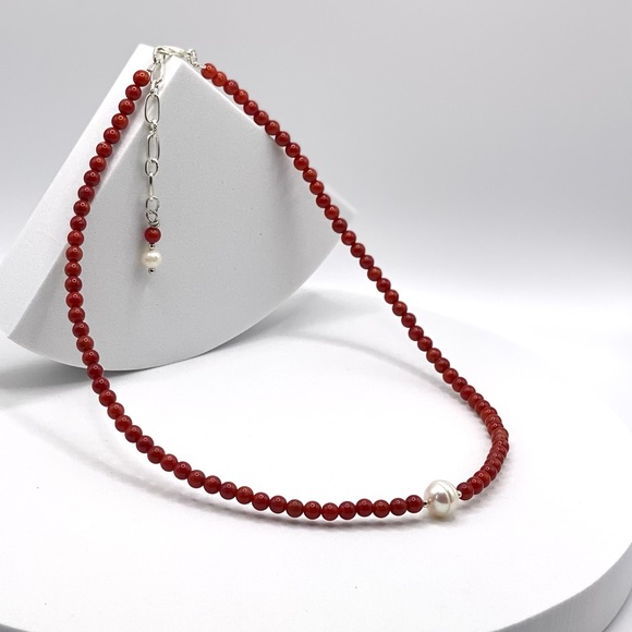 Simple but Beautiful Red Coral and Genuine Pearl Necklace - Picture 2 of 14